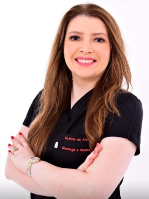 Arícia de Alencar Arrais Mota